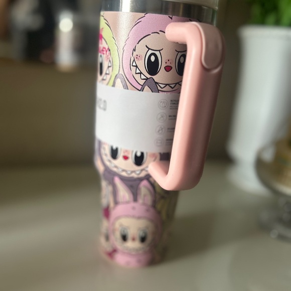 Stanley Quencher H2.0 Tumbler with Cute Character Design Labubu - Picture 2 of 8